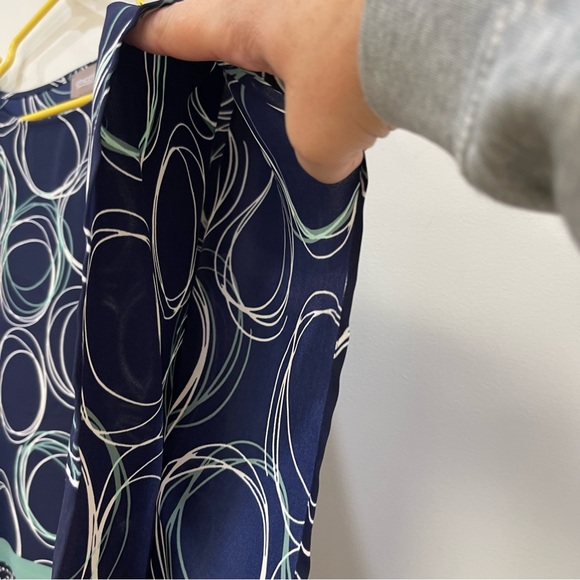 Chicos Patterned Boxy Fit Oversized Blouse Navy Blue Arm Holes Womens S/M - Picture 4 of 8